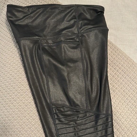 Athleta black tights/leggings - Picture 4 of 4